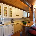 Vila In Tuscany With Pool And Valley Views *